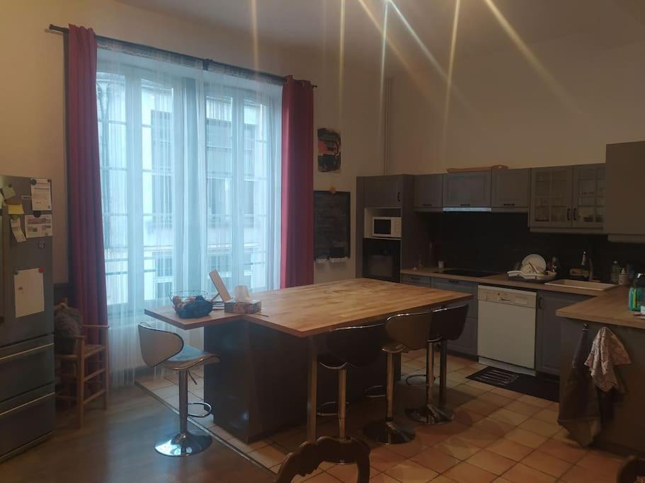 Chambre Dans Appartement De Caractere Dole Dış mekan fotoğraf